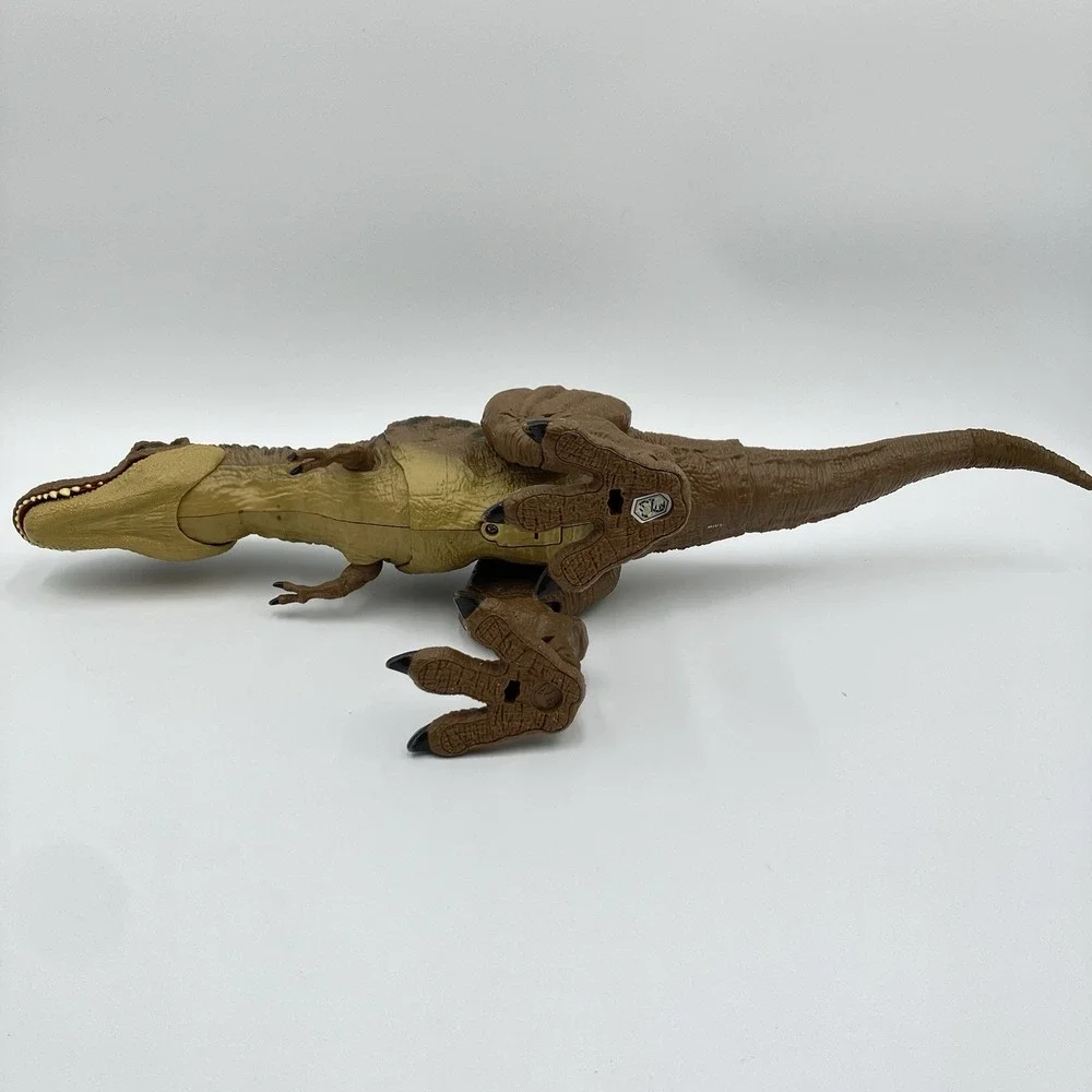 Mattel Jurassic World Thrash N Throw Tyrannosaurus T-Rex Action Figure Toy Roars